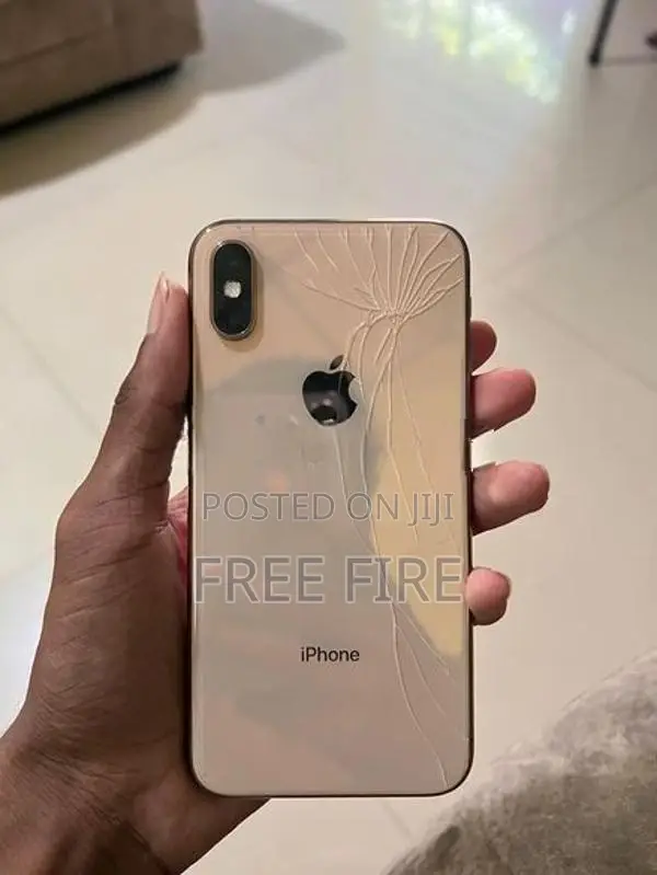 Apple iPhone XS (Used)