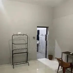 Room For Rent Col 05 (No Cooking Facilities)