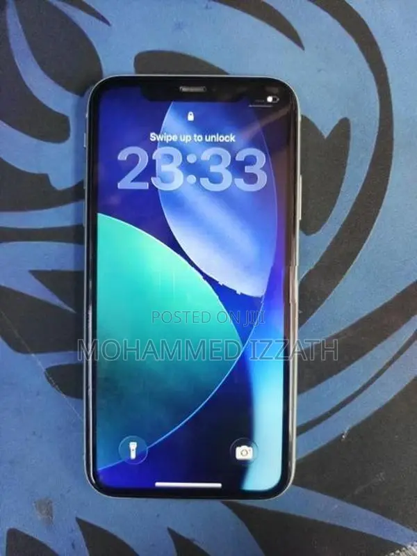 Apple iPhone 11 (Used)