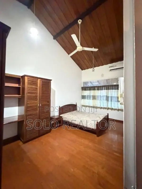 4 Bedroom House For Rent In Colombo 5