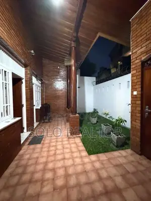 4 Bedroom House For Rent In Colombo 5