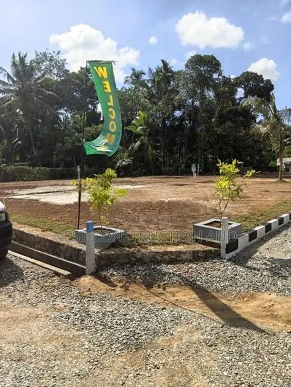 Kahathuduwa Land for Sale