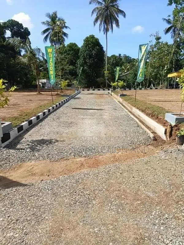 Kahathuduwa Land for Sale