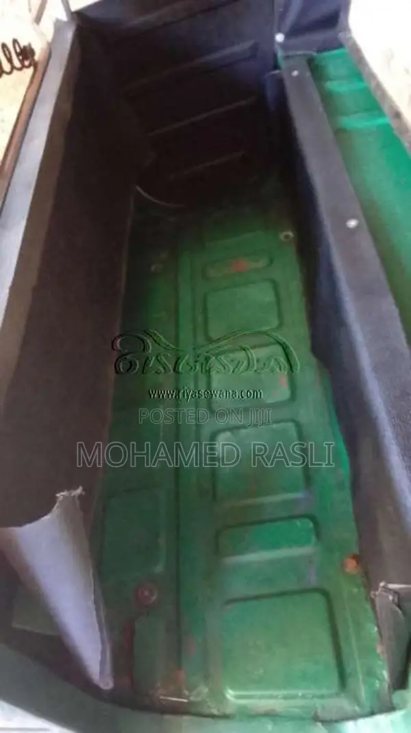 Bajaj 2 Stroke 2004 Three Wheel (Used)