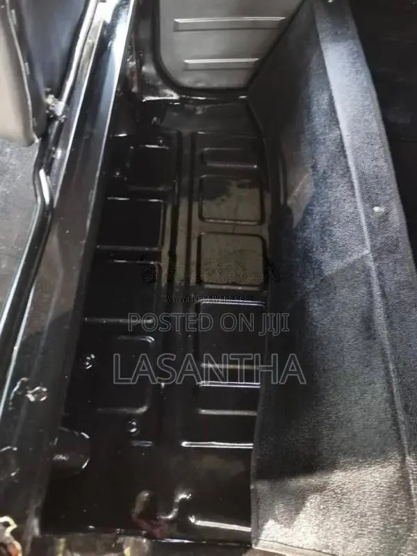 Bajaj RE 205 2011 Three Wheel (Used)