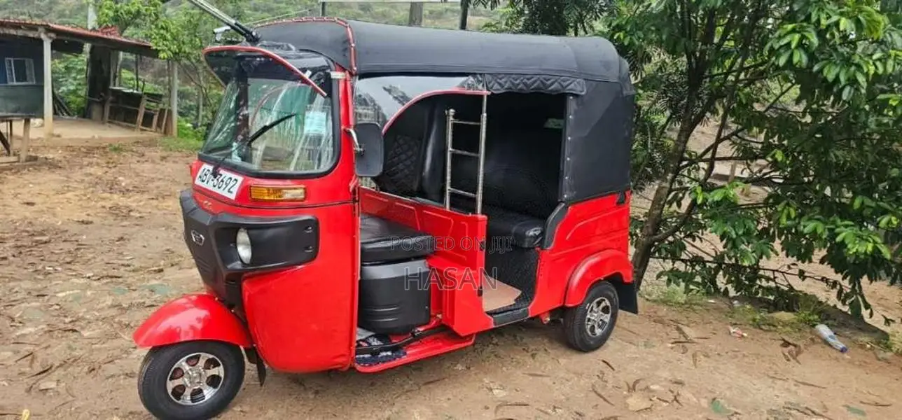 Bajaj RE 2025 Three Wheel (Used)