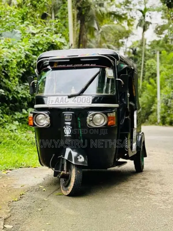 Bajaj RE 205 2012 Three Wheel (Used)