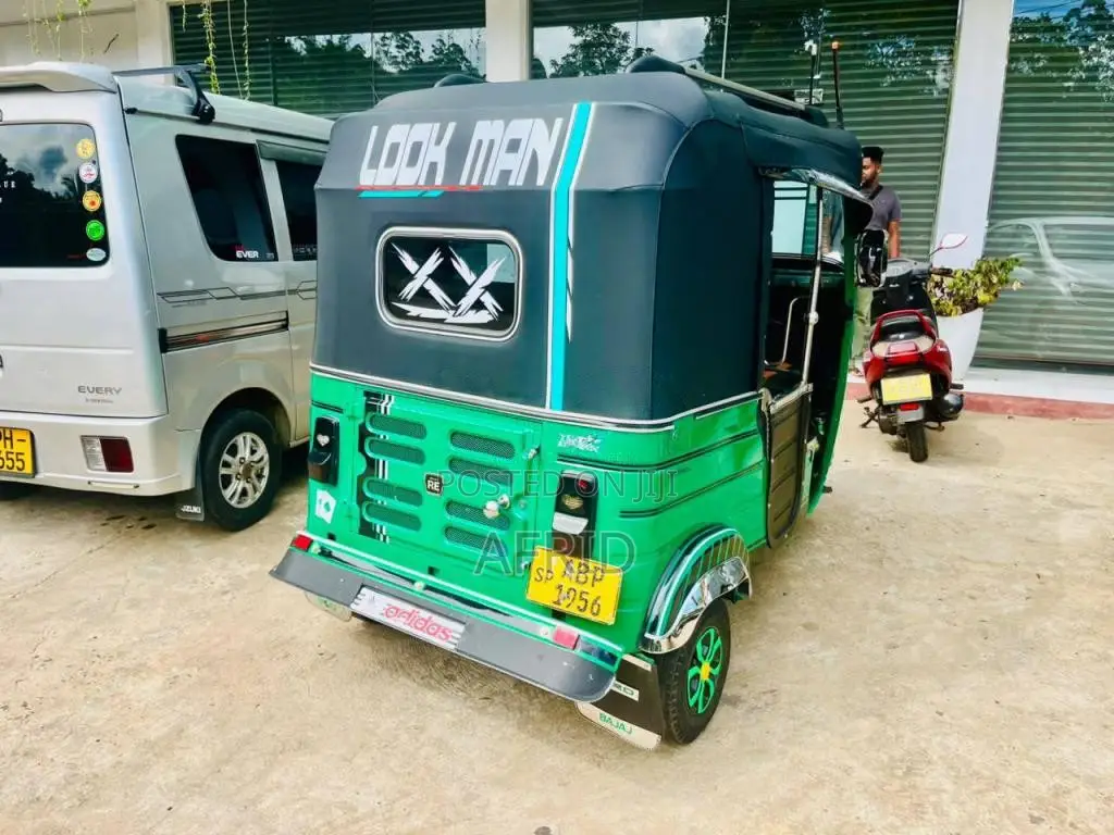 Bajaj RE 4 Stroke 2017 Three Wheel (Used)