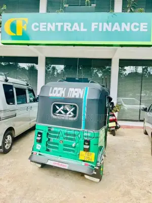 Bajaj RE 4 Stroke 2017 Three Wheel (Used)