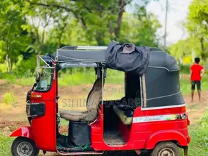 Bajaj 4 Stroke 2016 Three Wheel (Used)