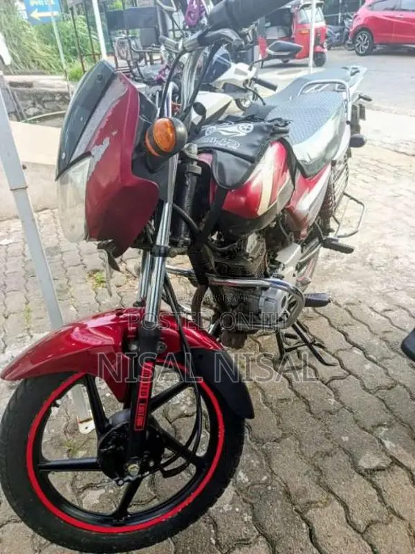 Bajaj CT-100 2011 Motorbike (Used)