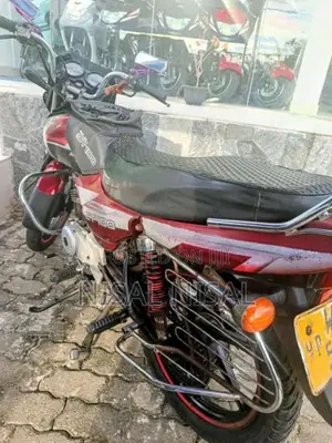 Bajaj CT-100 2011 Motorbike (Used)