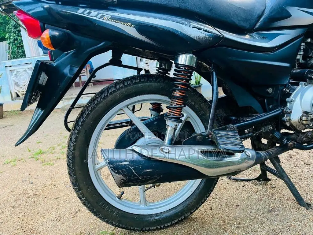 Bajaj Platina 2017 Motorbike (Used)