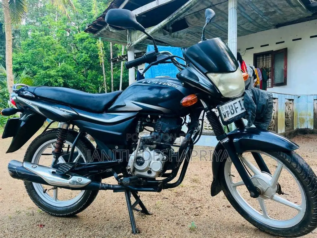 Bajaj Platina 2017 Motorbike (Used)