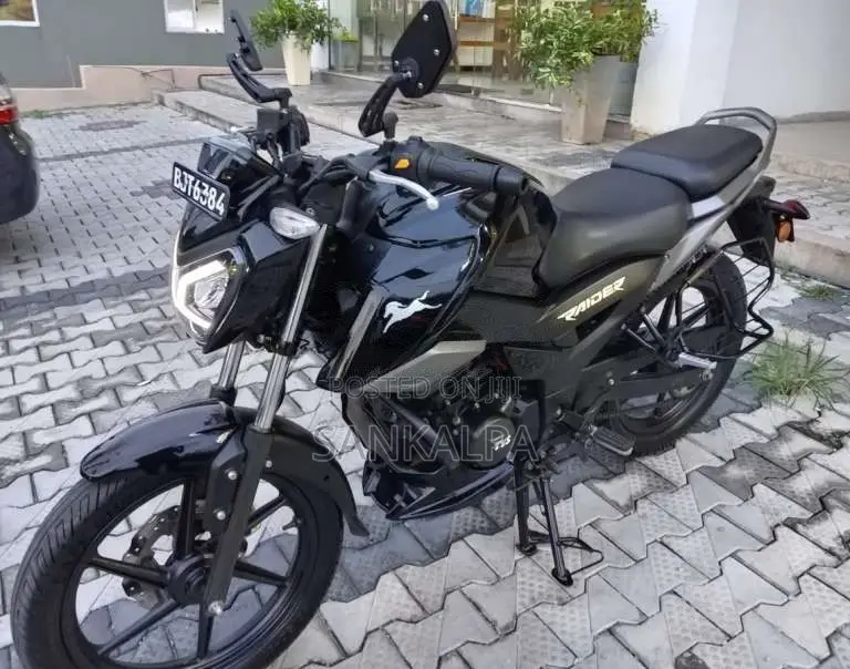 TVS Raider 2025 Motorbike (Used)