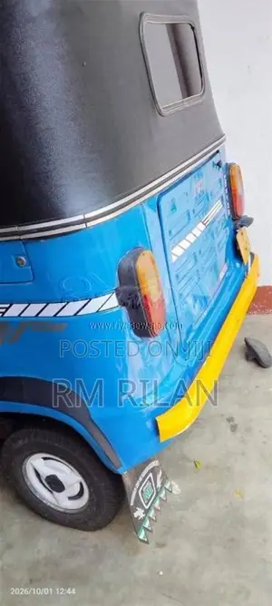 TVS King 2010 Three Wheel (Used)