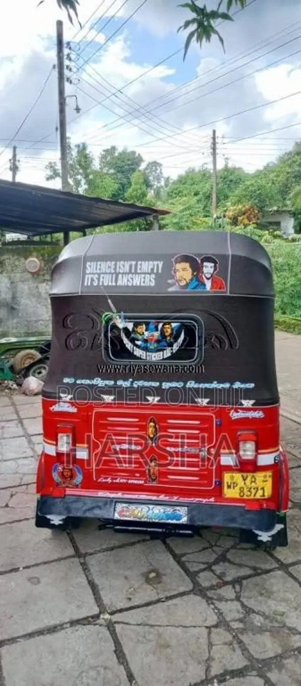 Bajaj Re 2010 Three Wheel (Used)