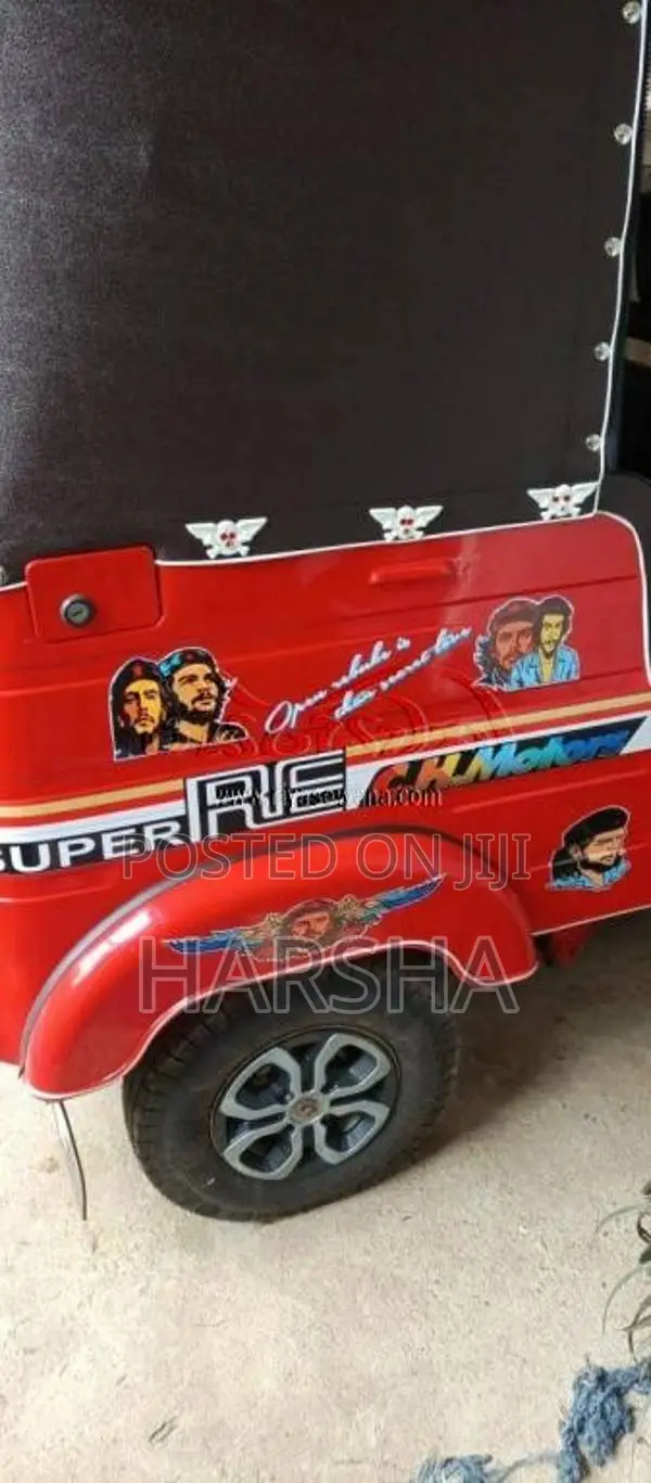 Bajaj Re 2010 Three Wheel (Used)