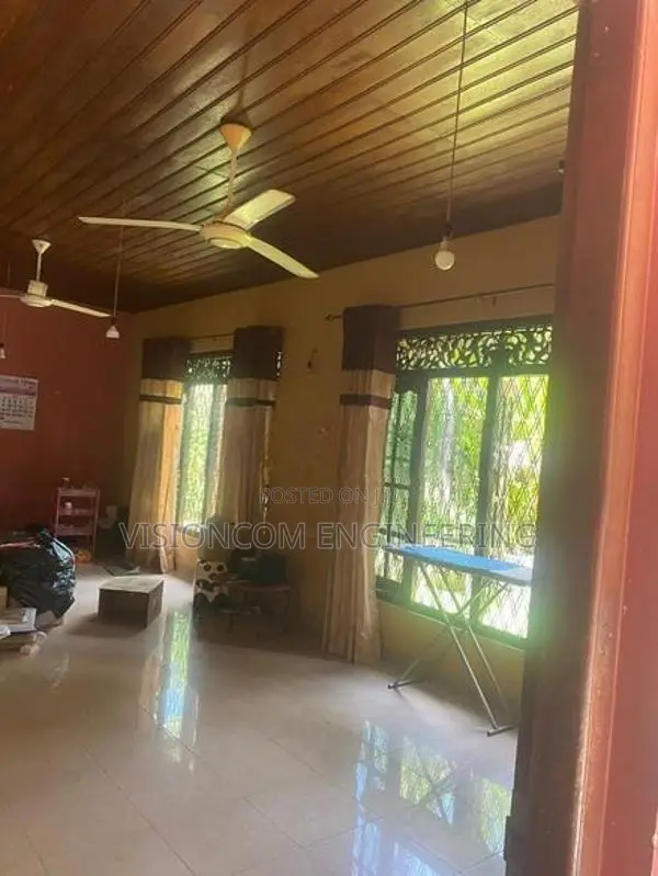 Kadawatha House For Sale