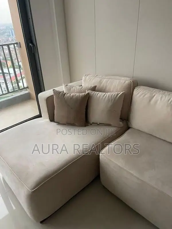 Fully Furnished Apartment For Sale – TRI-Zen, Colombo 02 (P-368)