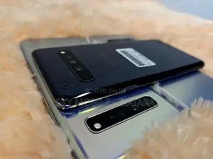 Samsung Galaxy S10 5G 8GB - 256GB (Used)