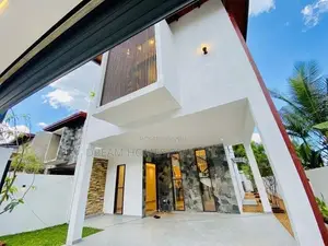 Luxury Brand New House Sale Malabe