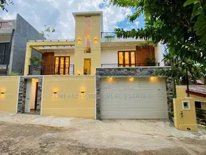 Luxury Brand New House Sale Athurugiriya