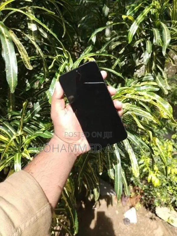 Samsung Galaxy S22+ (Used)