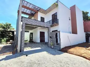 Newly Build Luxury Three Story House For Sale In Piliyandala