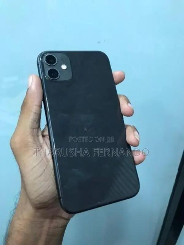 Apple iPhone 11 256GB (Used)