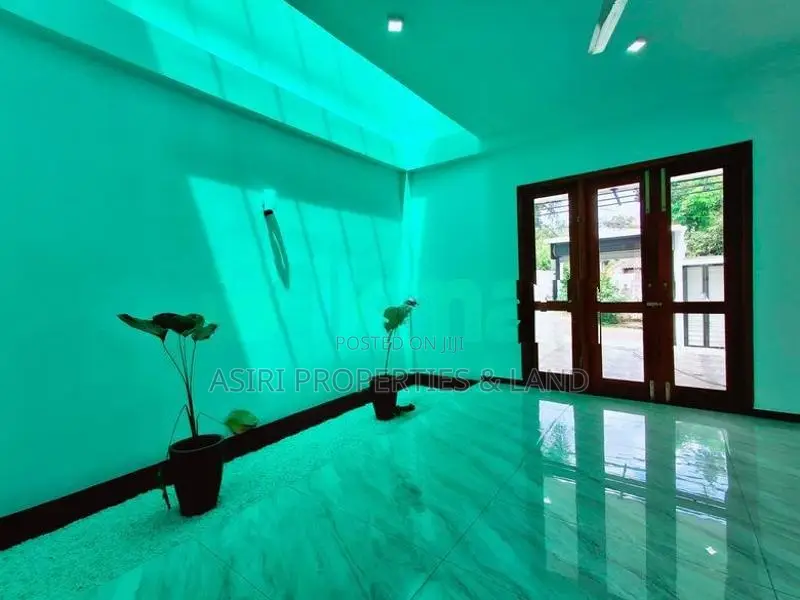 Brand new House for Sale in Maharagama Bokundara Road
