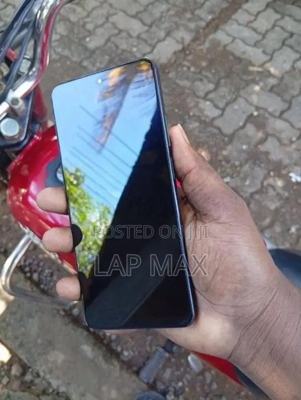 Realme 10 Pro (Used)