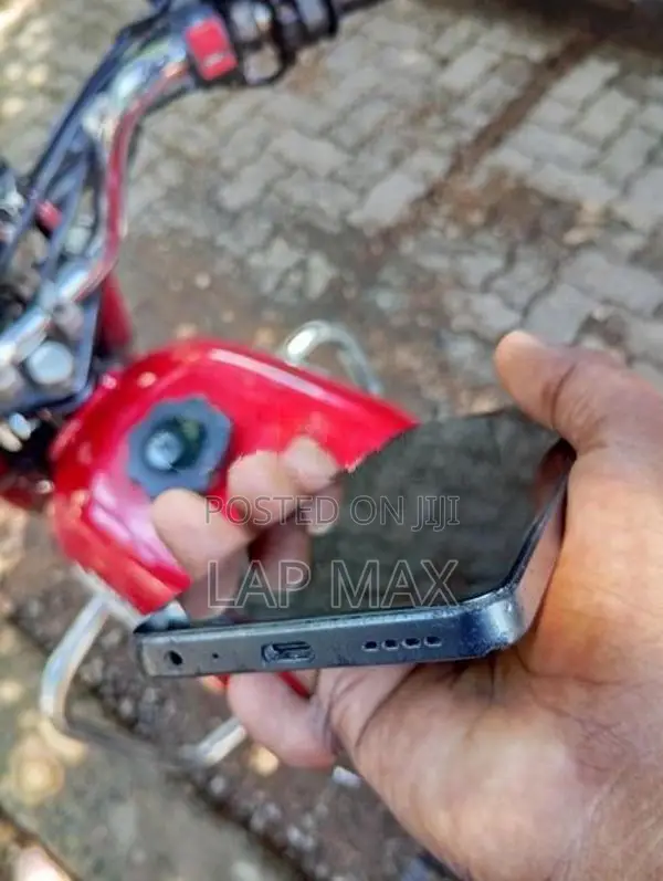 Realme 10 Pro (Used)
