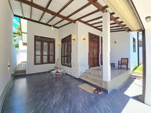 Single Story House In Kesbewa