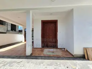 Newly Build Luxury Three Story House For Sale In Piliyandala