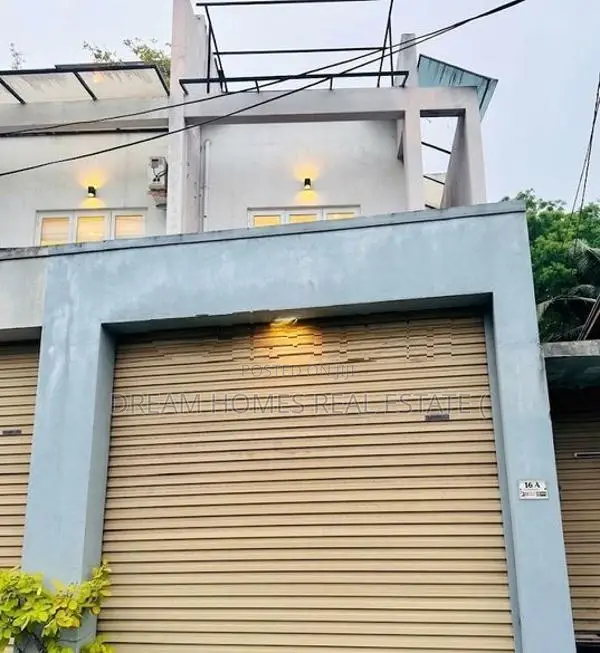 4-Bedroom House Walking Distance To Pitakotte–Thalawathugoda Main Road