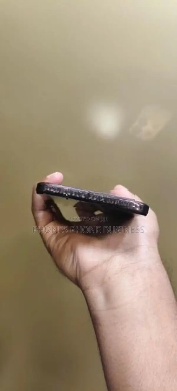 Vivo Y29 (Used)