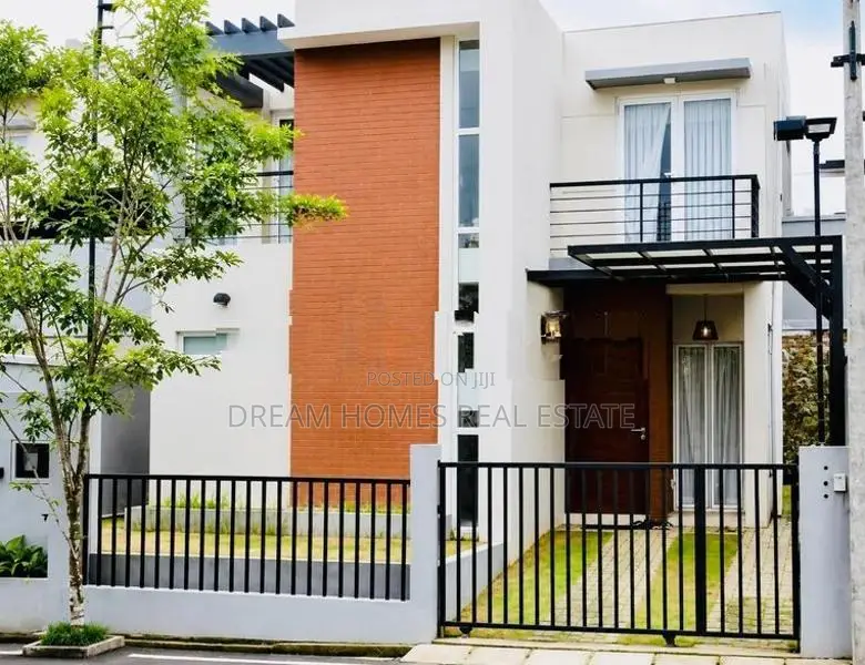 Brand New Luxury Villa type Apaertment for Rent –Piliyandala