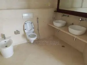 The Monarch Penthouse For Rent Colombo 03 PDA284