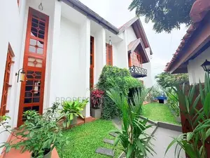 Nawala Prime location Luxury House For Sale