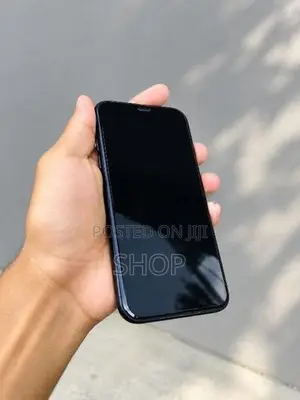 Apple iPhone XR 128GB (Used)
