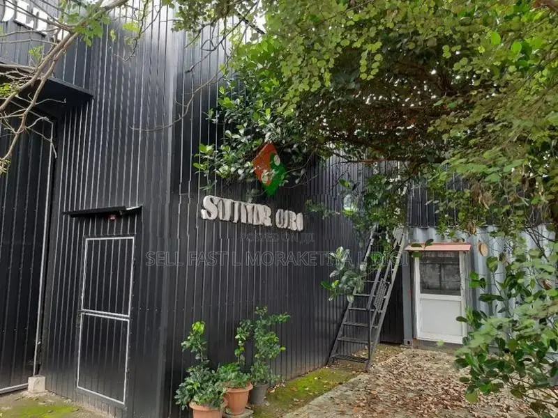 BUSINESS PREMISES FOR RENT (OFFICE & WAREHOUSE)