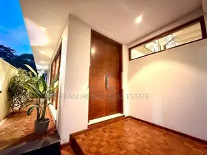 Luxury Fully Furnished Villa For Sale In Werahera, Boralesgamuwa