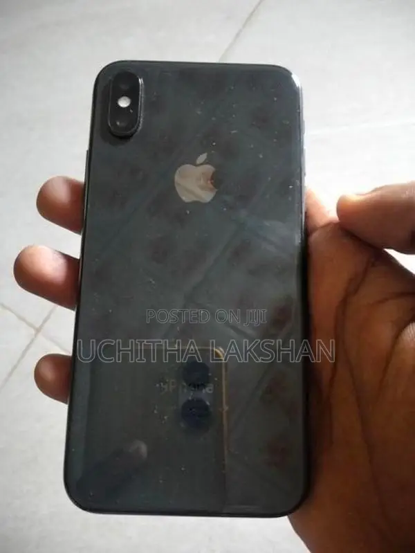 Apple iPhone X (Used)