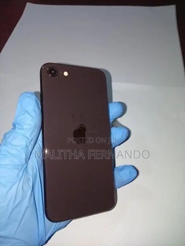 Apple iPhone SE 2 (Used)