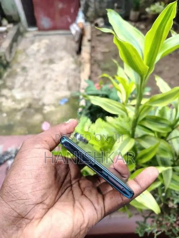 Vivo V60 (Used)