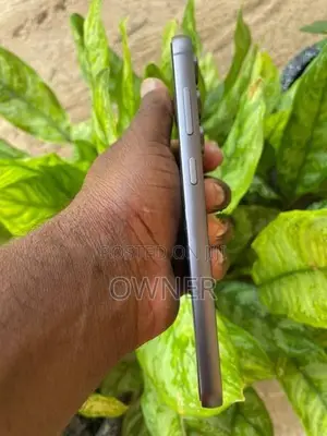 Samsung Galaxy S23 FE (Used)