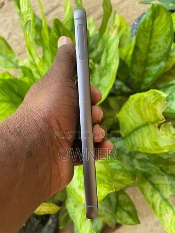 Samsung Galaxy S23 FE (Used)