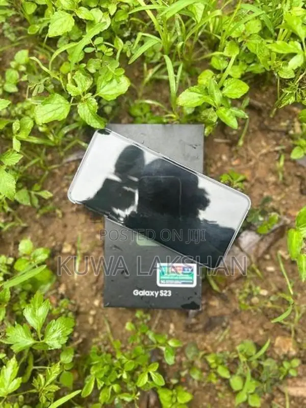 Samsung Galaxy S23 (Used)