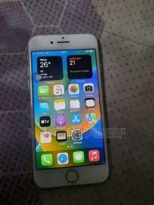 Apple iPhone 8 (Used)